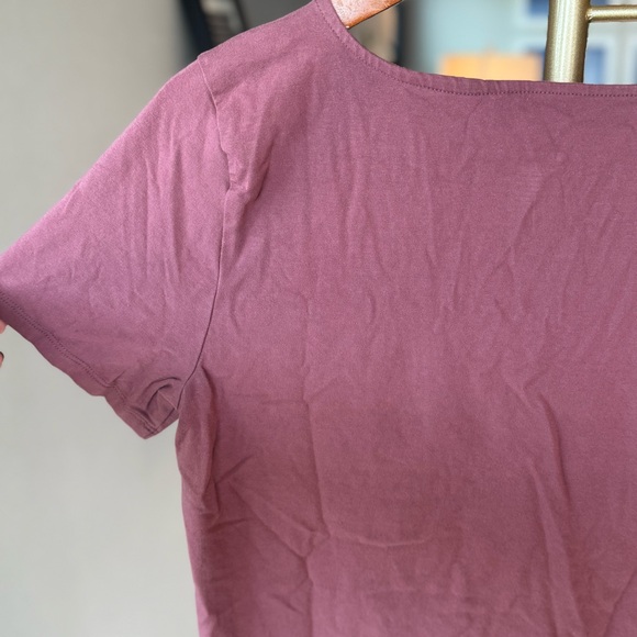 Torrid Plus Size Mauve Purple Stretch Strappy V Neck Short Sleeve Tee - 14/16 1X - Picture 3 of 6